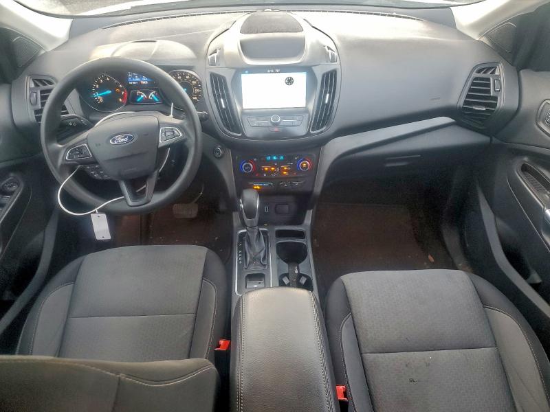 Photo 8 from auction – 2019 FORD ESCAPE with VIN 1FMCU0GD4KUA12007