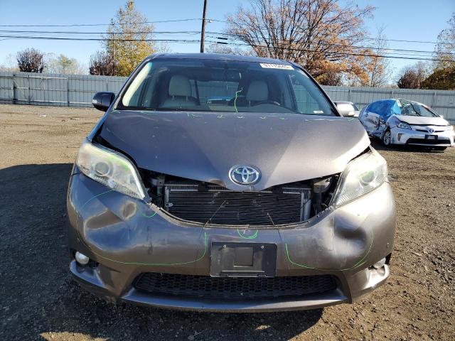 Photo 5 from auction – 2014 TOYOTA SIENNA XLE with VIN 5TDDK3DC4ES084927
