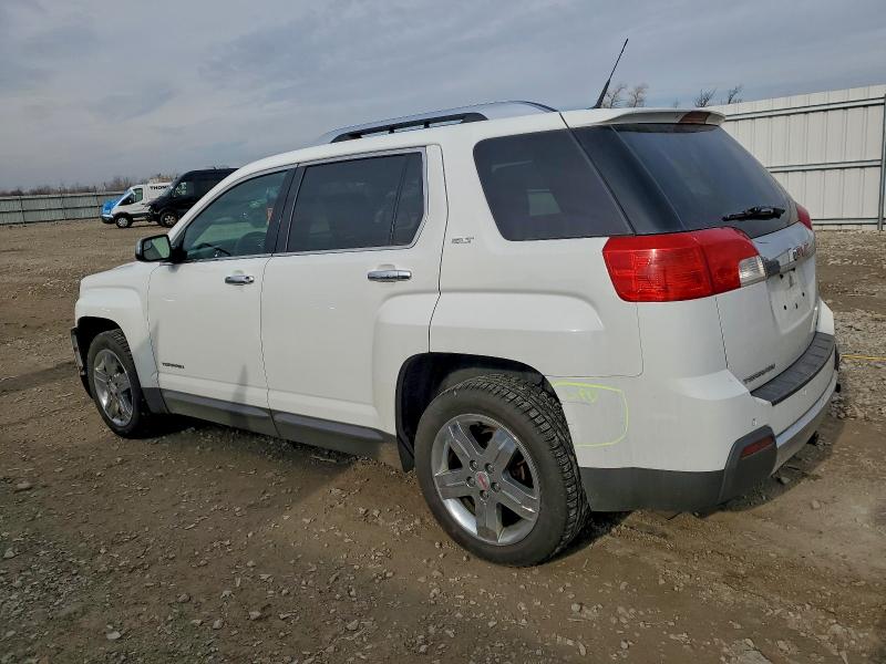 Photo 2 from auction – 2013 GMC TERRAIN SL with VIN 2GKFLXEK5D6147467