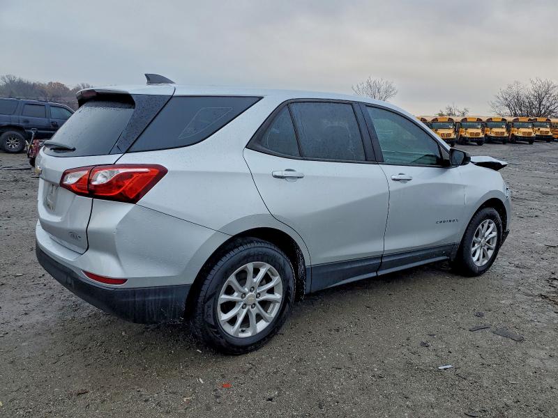 Photo 3 from auction – 2019 CHEVROLET EQUINOX LS with VIN 3GNAXHEV7KS678122