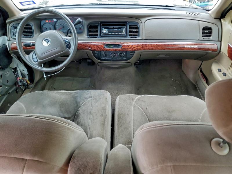 Photo 8 from auction – 2002 MERCURY GRAND MARQ with VIN 2MEFM74W22X649436
