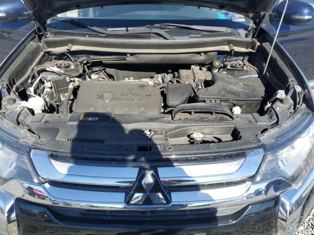 Photo 11 from auction – 2017 MITSUBISHI OUTLANDER with VIN JA4AZ3A32HZ064904