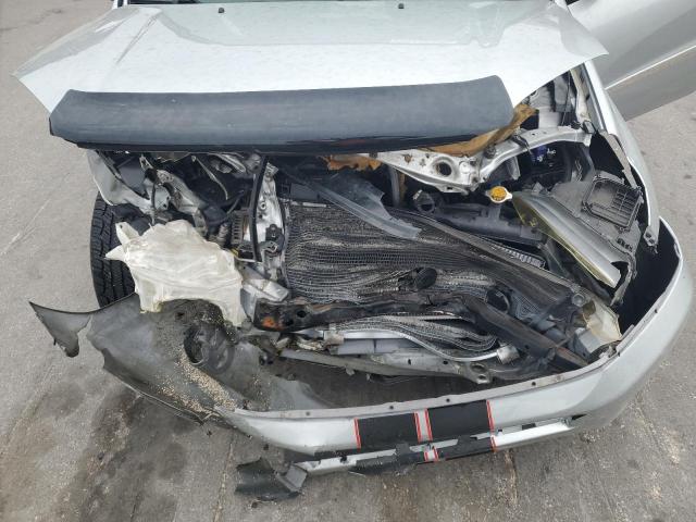 Photo 12 from auction – 2005 TOYOTA RAV4 with VIN JTEGD20V650072690