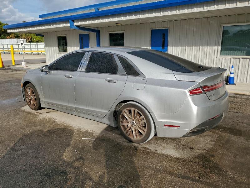Photo 2 from auction – 2013 LINCOLN MKZ with VIN 3LN6L2G97DR828629