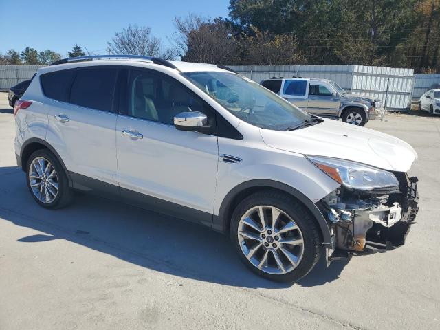 Photo 4 from auction – 2016 FORD ESCAPE SE with VIN 1FMCU0GX5GUB52276