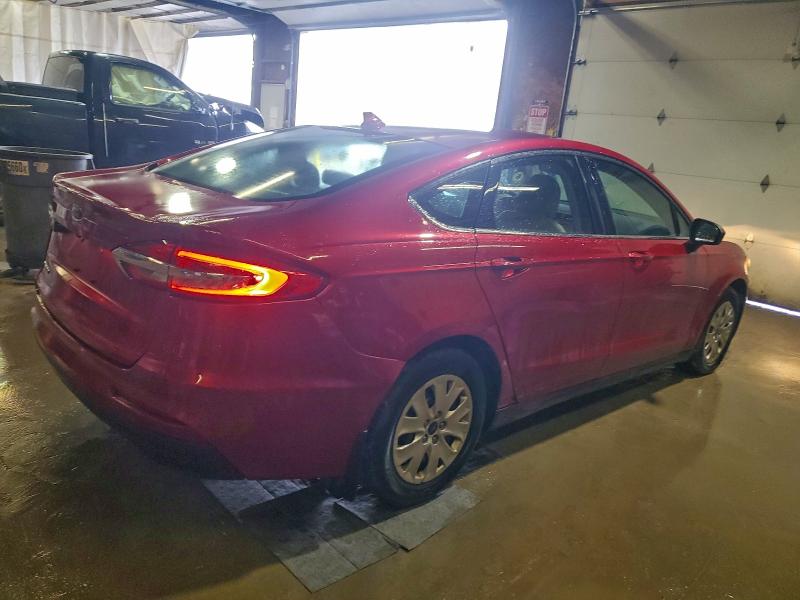 Photo 3 from auction – 2020 FORD FUSION S with VIN 3FA6P0G73LR198074