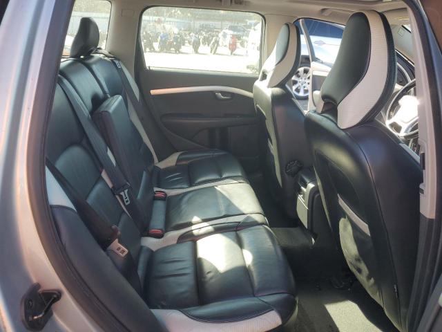 Photo 11 from auction – 2010 VOLVO V70 with VIN YV1960BW4A1120753