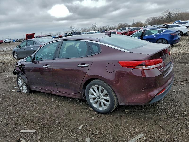 Photo 2 from auction – 2018 KIA OPTIMA with VIN 5XXGT4L39JG254471