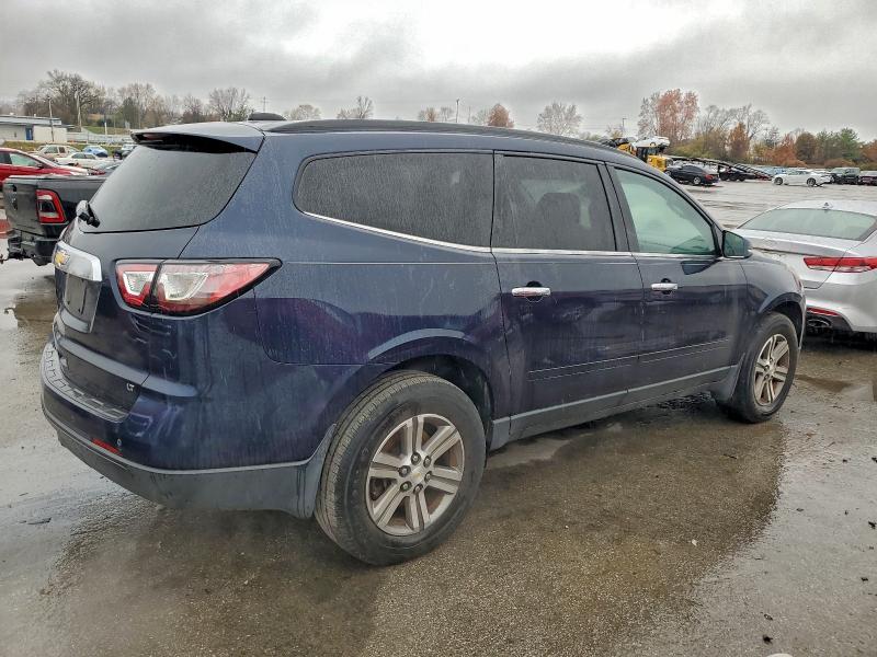 Photo 3 from auction – 2017 CHEVROLET TRAVERSE L with VIN 1GNKRGKD1HJ239237
