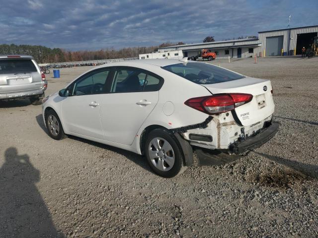 Photo 2 from auction – 2017 KIA FORTE LX with VIN 3KPFK4A76HE103515