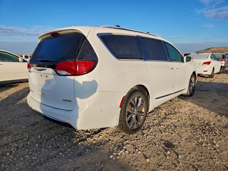 Photo 3 from auction – 2017 CHRYSLER PACIFICA L with VIN 2C4RC1GG8HR812235