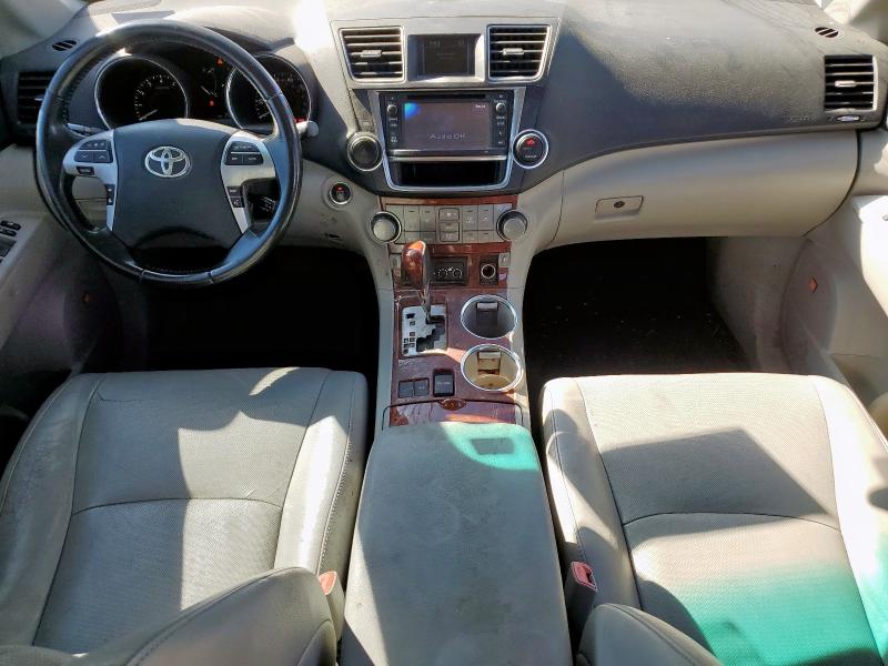Photo 8 from auction – 2013 TOYOTA HIGHLANDER with VIN 5TDYK3EH6DS098015
