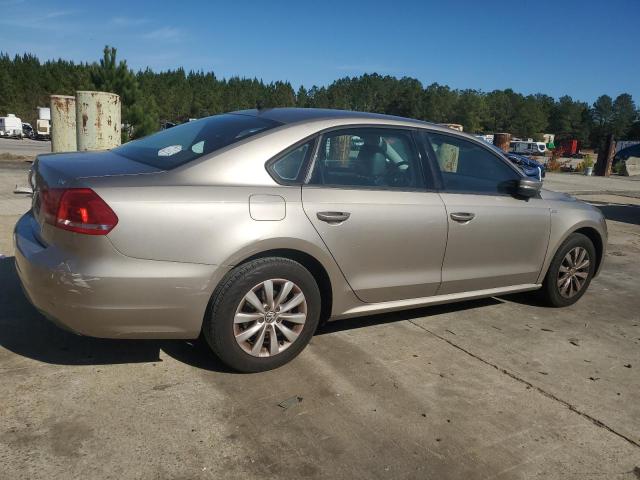 Photo 3 from auction – 2015 VOLKSWAGEN PASSAT S with VIN 1VWAT7A36FC018231