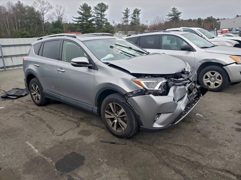 Photo 4 from auction – 2018 TOYOTA RAV4 ADVEN with VIN JTMRFREV1JD240277