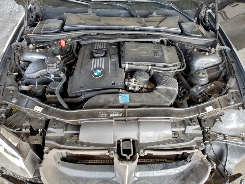 Photo 11 from auction – 2011 BMW 335 IS with VIN WBADX1C51BE569856