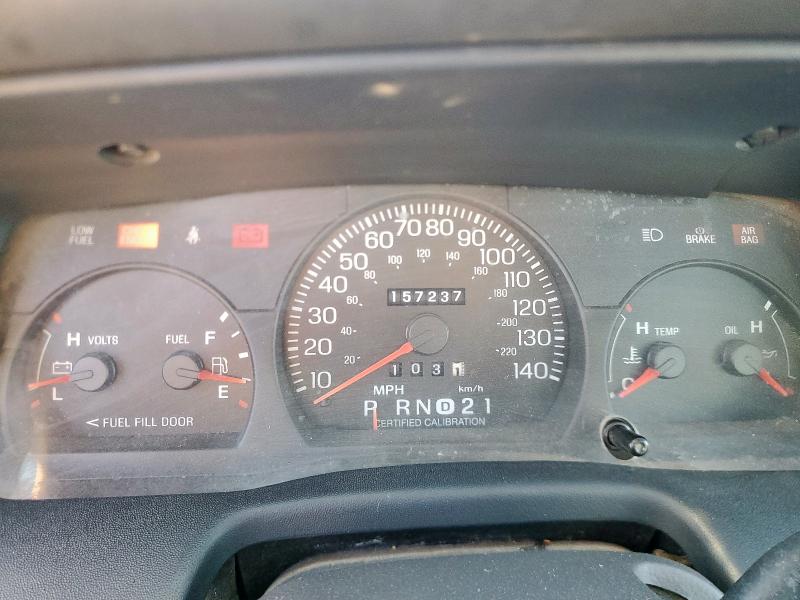 Photo 9 from auction – 2004 FORD CROWN VICT with VIN 2FAHP71W64X116343