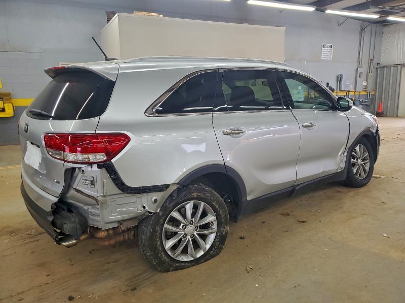 Photo 3 from auction – 2017 KIA SORENTO with VIN 5XYPGDA56HG274319