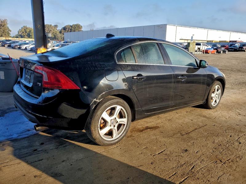 Photo 3 from auction – 2013 VOLVO S60 T5 with VIN YV1612FS5D1228730