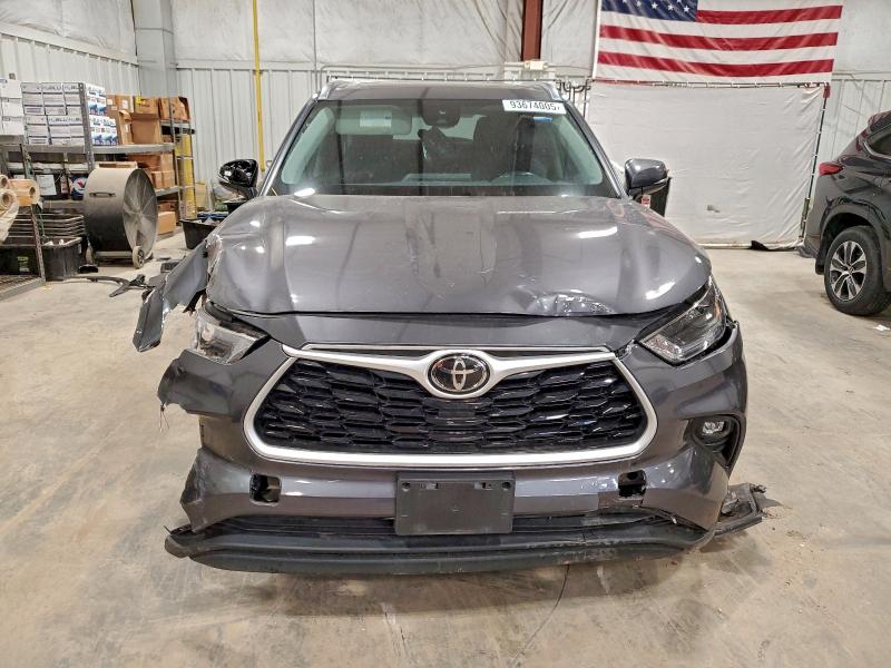 Photo 5 from auction – 2021 TOYOTA HIGHLANDER with VIN 5TDGZRBH6MS527393