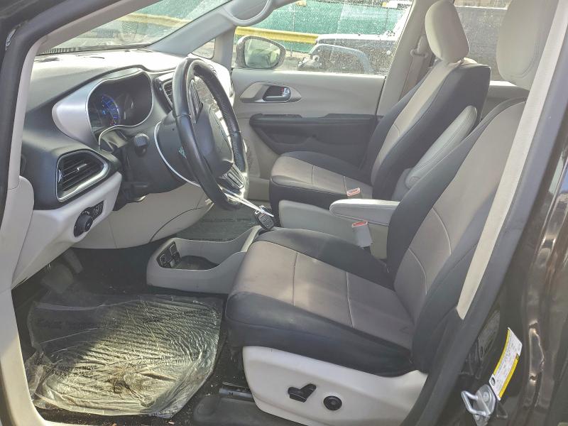 Photo 7 from auction – 2019 CHRYSLER PACIFICA H with VIN 2C4RC1H7XKR577732