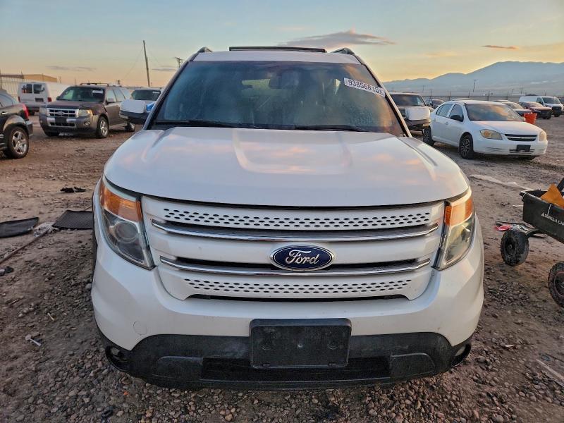 Photo 5 from auction – 2012 FORD EXPLORER L with VIN 1FMHK8F83CGA08710