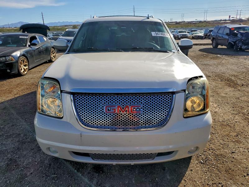 Photo 5 from auction – 2011 GMC YUKON XL D with VIN 1GKS2MEF6BR399992