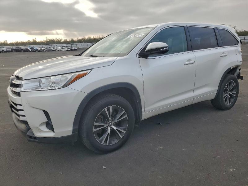 TOYOTA HIGHLANDER 2018 с VIN 5TDBZRFHXJS840611 - Фото с аукциона