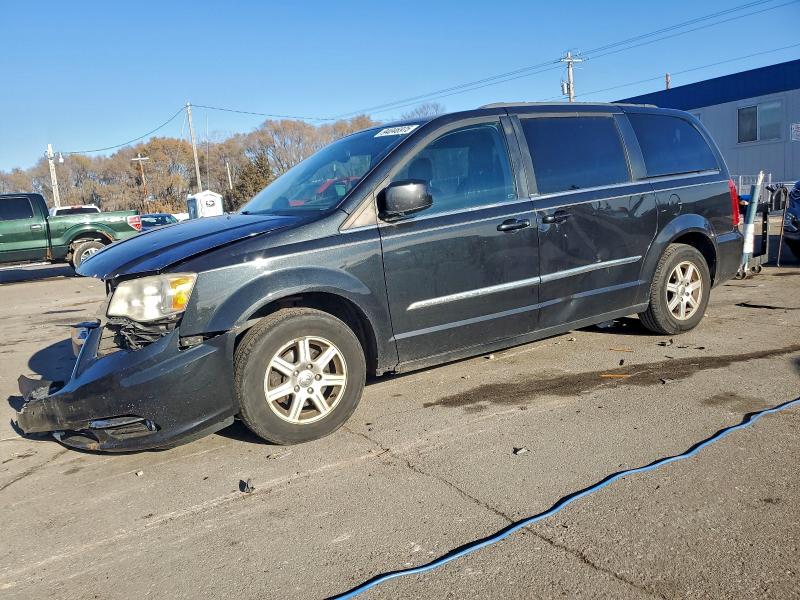 CHRYSLER TOWN & COU 2012 with VIN 2C4RC1BG2CR287365 - Photo from auction
