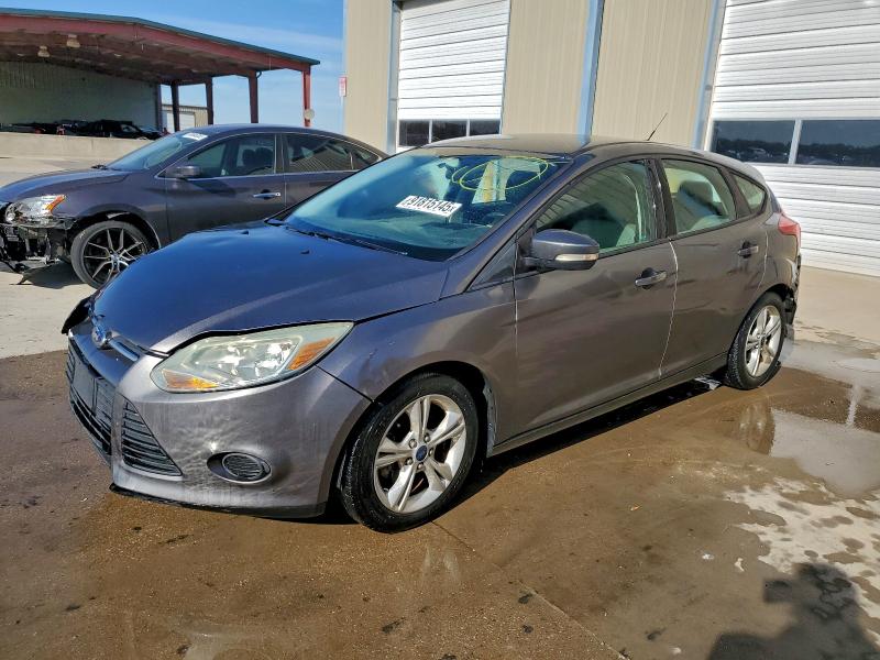 FORD FOCUS SE 2014 with VIN 1FADP3K28EL406066 - Photo from auction