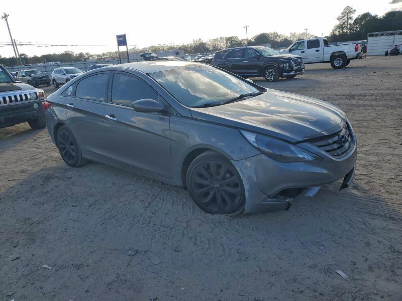 Photo 4 from auction – 2011 HYUNDAI SONATA SE with VIN 5NPEC4AC1BH041353
