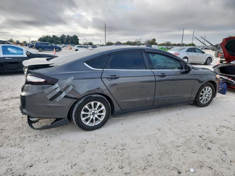 Photo 3 from auction – 2015 FORD FUSION S with VIN 3FA6P0G71FR244277
