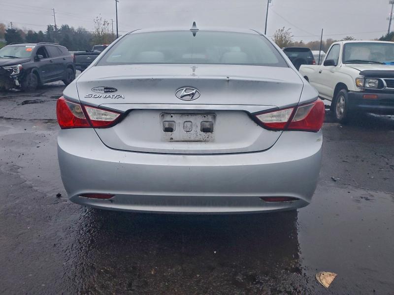 Photo 6 from auction – 2011 HYUNDAI SONATA GLS with VIN 5NPEB4AC0BH135677