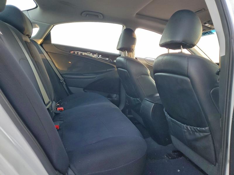 Photo 10 from auction – 2014 HYUNDAI SONATA SE with VIN 5NPEC4AC6EH895307