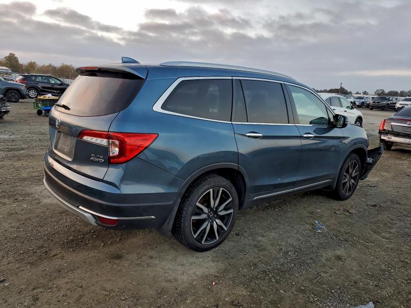 Photo 3 from auction – 2020 HONDA PILOT ELIT with VIN 5FNYF6H03LB055184