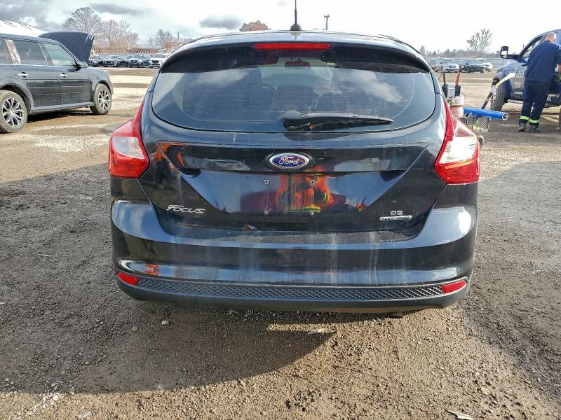 Photo 6 from auction – 2014 FORD FOCUS SE with VIN 1FADP3K22EL384081