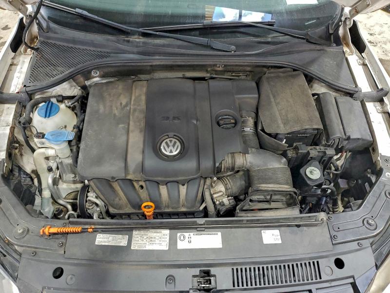 Photo 11 from auction – 2012 VOLKSWAGEN PASSAT SEL with VIN 1VWCP7A37CC040988