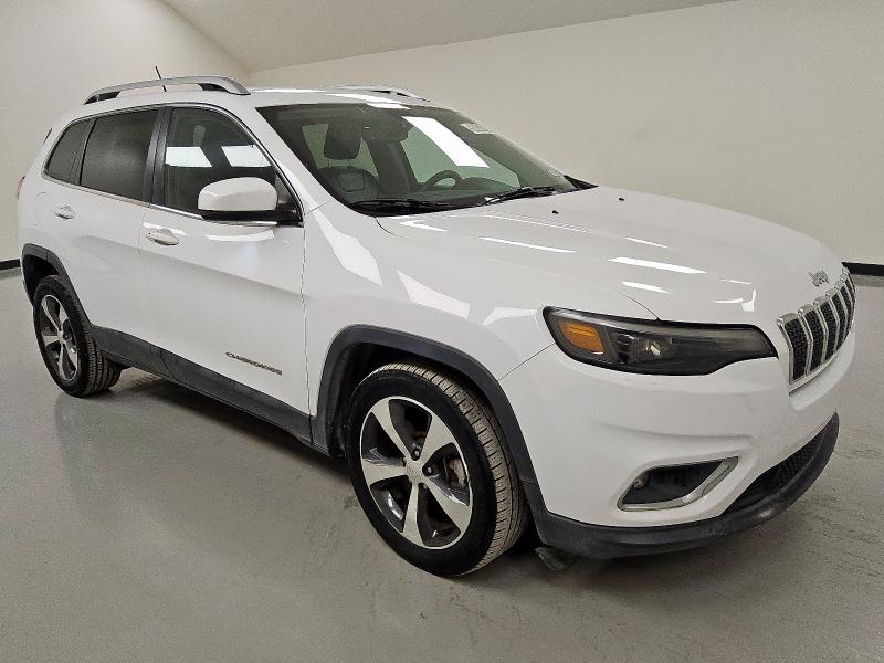 Photo 4 from auction – 2019 JEEP CHEROKEE L with VIN 1C4PJLDB8KD392214