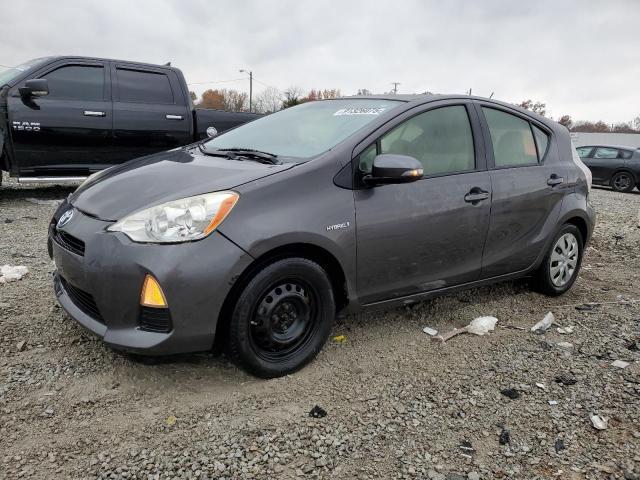 TOYOTA PRIUS C 2013 with VIN JTDKDTB39D1536855 - Photo from auction