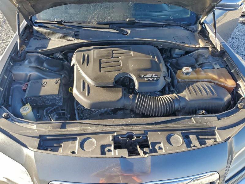 Photo 11 from auction – 2011 CHRYSLER 300 LIMITE with VIN 2C3CA5CG0BH514515
