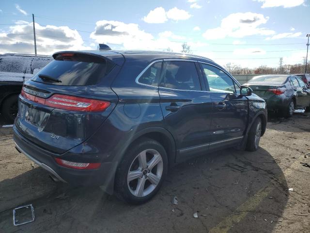 Photo 3 from auction – 2017 LINCOLN MKC PREMIE with VIN 5LMCJ1C96HUL52314