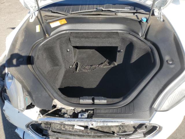 Photo 11 from auction – 2016 TESLA MODEL S with VIN 5YJSA1E11GF136291