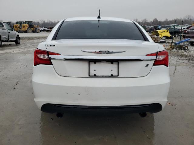 Photo 6 from auction – 2014 CHRYSLER 200 TOURIN with VIN 1C3CCBBG1EN191680