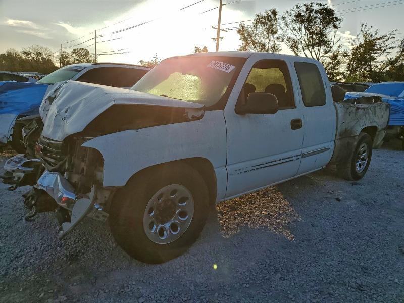GMC SIERRA 2004 with VIN 2GTEC19V241124329 - Photo from auction