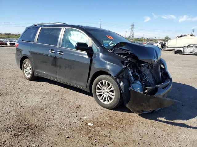 Photo 4 from auction – 2016 TOYOTA SIENNA with VIN 5TDYK3DCXGS742741