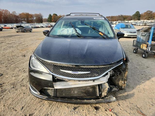 Photo 5 from auction – 2019 CHRYSLER PACIFICA T with VIN 2C4RC1BG0KR732443