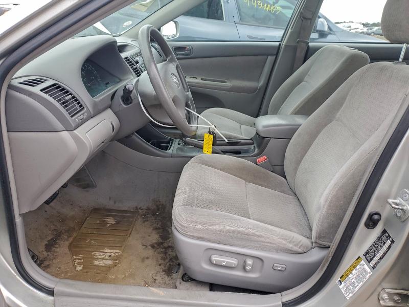 Photo 7 from auction – 2004 TOYOTA CAMRY LE with VIN 4T1BE32K84U932306