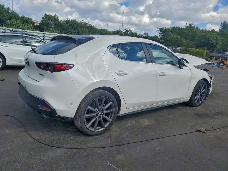 Photo 3 from auction – 2021 MAZDA 3 with VIN JM1BPAKL2M1302035