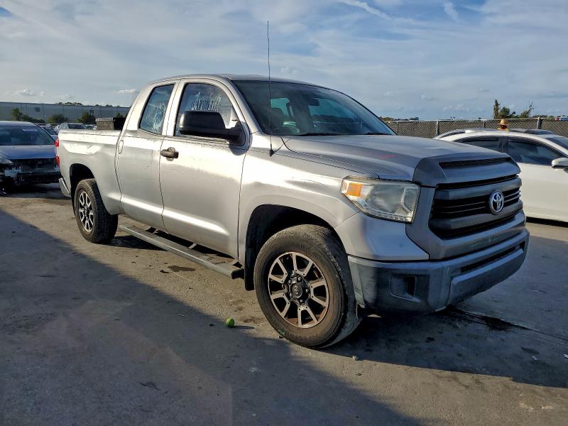 Photo 4 from auction – 2015 TOYOTA TUNDRA DOU with VIN 5TFRM5F14FX090441