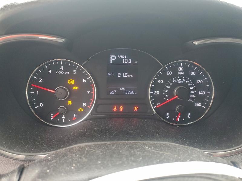 Photo 9 from auction – 2017 KIA FORTE LX with VIN 3KPFK4A78HE070033