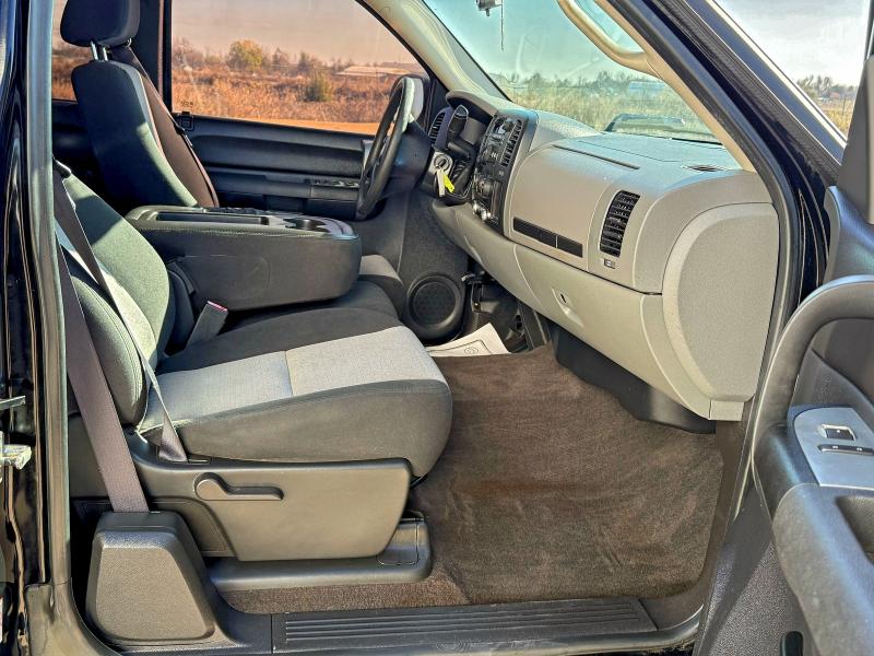 Photo 5 from auction – 2009 CHEVROLET SILVERADO with VIN 1GCEC19C79Z298023